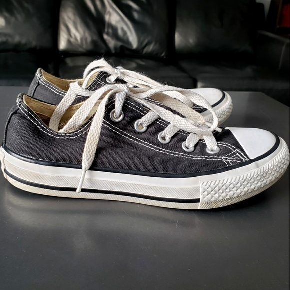 Converse Little Girls Black & White Sneakers - Picture 4 of 8
